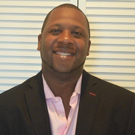 Tommie – Shipyard Marina